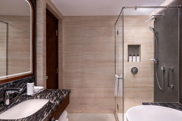 Sofitel Cairo Downtown Nile image 25